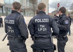 Corona Protest Und Gegen Demo In Jena 17042021 000018